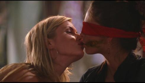 I didn't put this one up for the kinkiness factor.  I put it up because Lana's face is turning all sickly.  Just so we're clear.