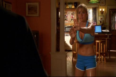 Did we need a scene of Lois working out? Not really, but thanks anyway.