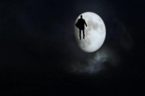 "Come up here and catch me, Kent!  Oh you can't, because you still can't figure out how to fly!  Nyah nyah de nyah nyah!"